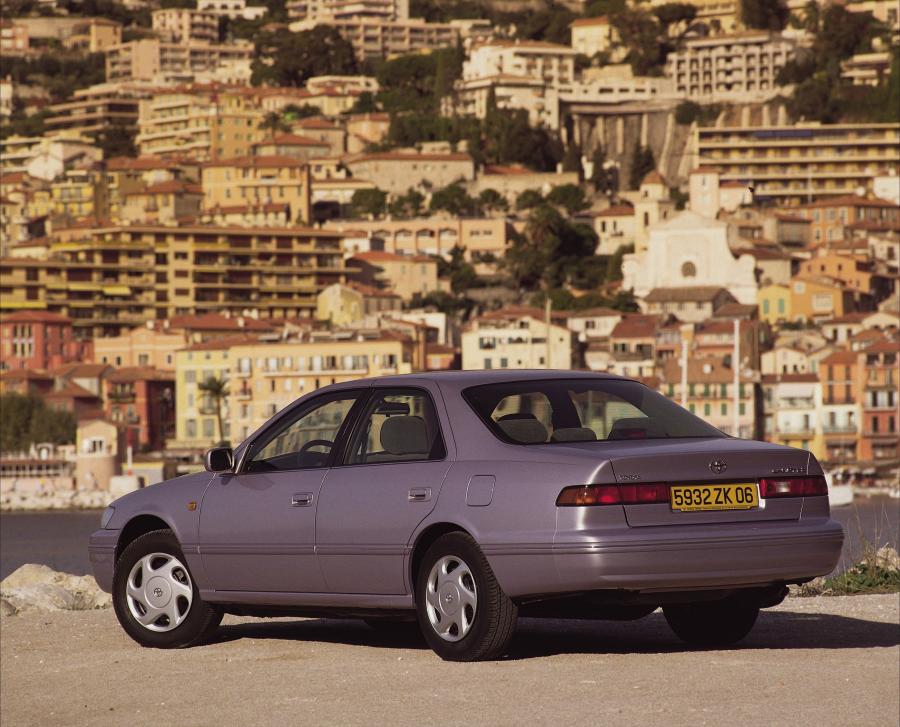  Toyota Camry (SXV20) 1996 года  (фото 10 из 10)